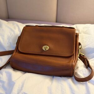 Vintage Coach Tan Leather Crossbody Bag